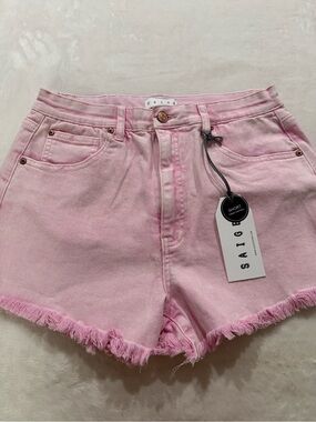 Saige Women’s NEW Pink Denim Shorts Size Large E16